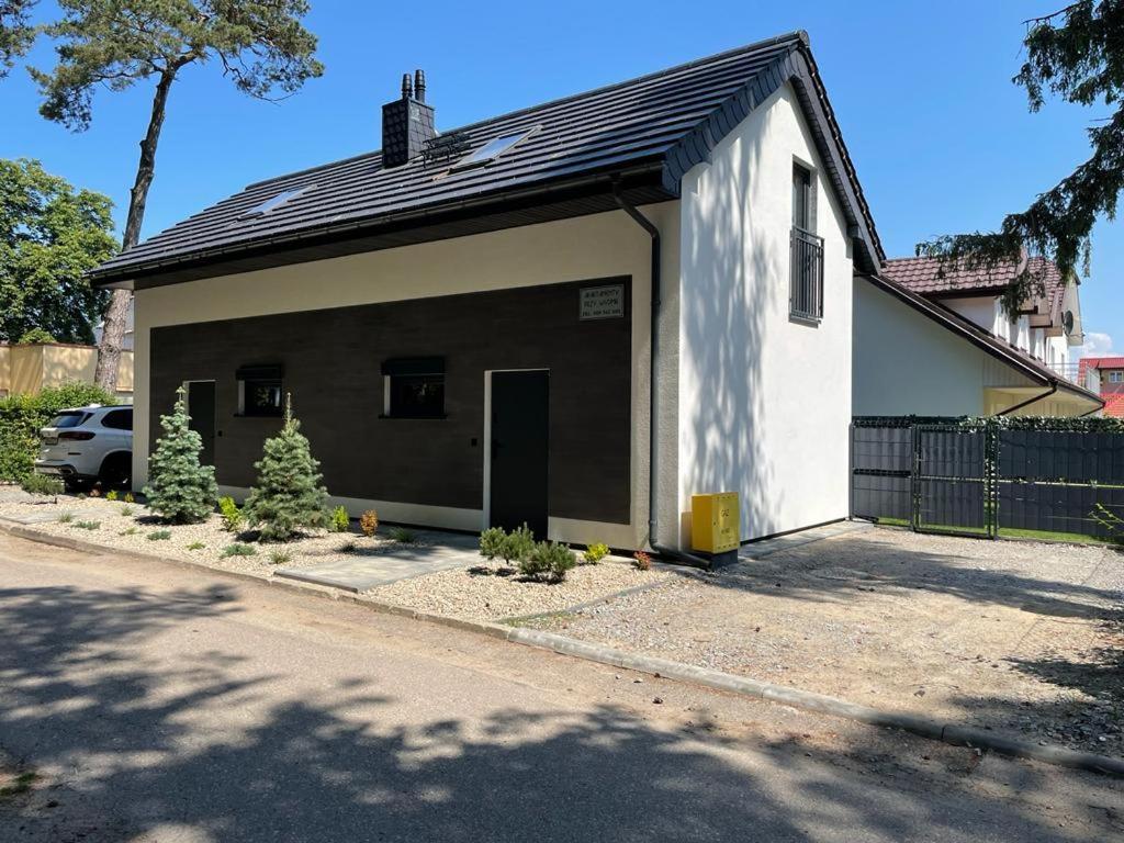 Apartamenty Przy Parku -150M Od Plazy Darlowko Eksteriør bilde